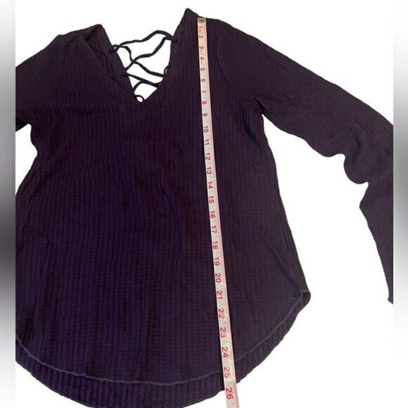 Chaser Purple Waffle Print Long Sleeves Strappy Tie Back Top Size M NWT - Picture 5 of 13